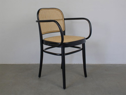 Sedia Thonet n. 811 legno curvato, design Josef Hoffman 