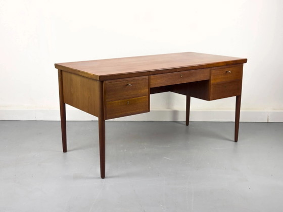 Deens Teak Bureau met Laden, jaren 60 – Scandinavian (photo 12 of 28)