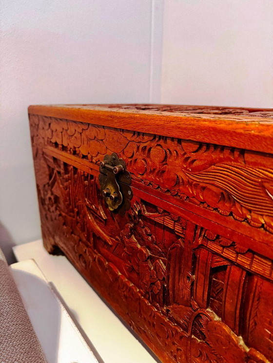 Image 1 of Coffre à couvertures en teck oriental