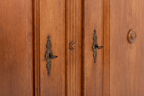 Image 1 of Vintage eikenhouten kast