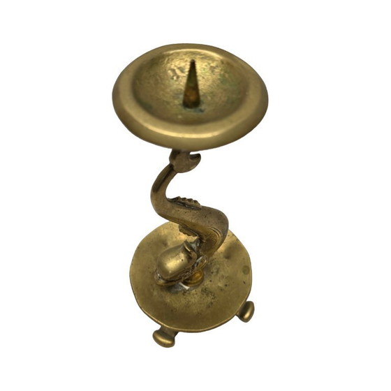 Image 1 of Oude bronzen kandelaar met een vis