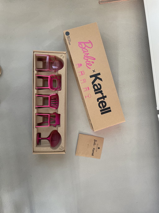 Barbie X Kartell Sitzmöbel Kollektion