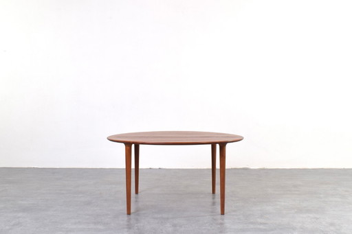 Midden-eeuwse teakhouten salontafel van Rolf Rastad & Adolf Relling voor Gustav Bahus, jaren 60.