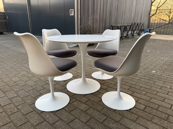 Image 1 of 4x original Knoll Tulip dining chairs by Eero Saarinen
