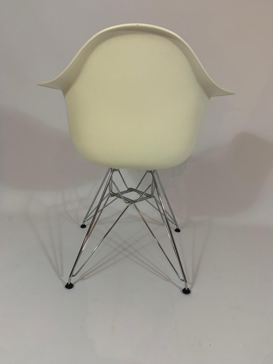 Image 1 of Vitra Eames, die Stühle entwerfen