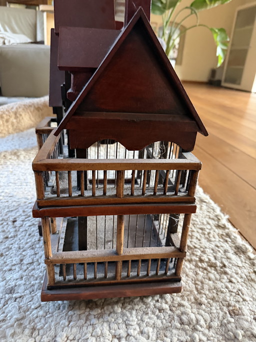 Handgemaakt miniatuur poppenhuis / decoratief houten huis
