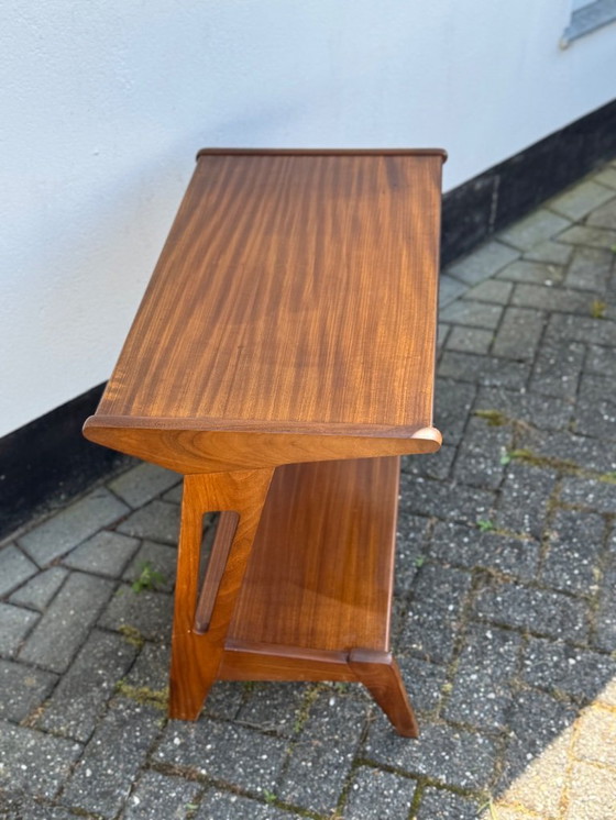 Image 1 of Porta TV Webe di Louis Van Teeffelen