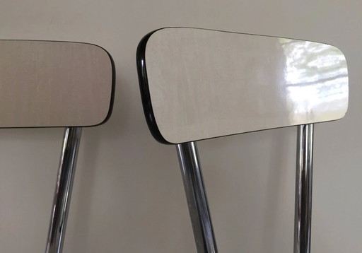 Coppia di sedie vintage in formica