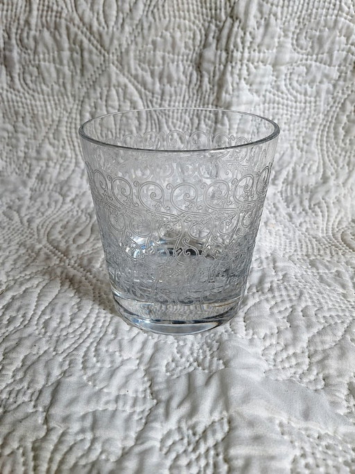 Vaso de agua Baccarat de cristal grabado – decoración arabesca – siglo XX – glazen karaffen, Crystal (photo 2 of 5)