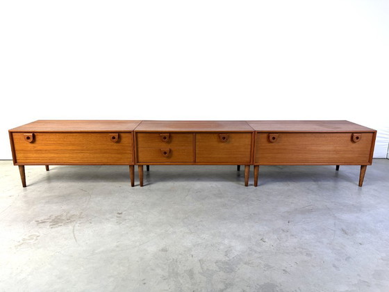 Groot Mid-century teakhouten lowboard van RT Möbel, jaren 60 - Denemarken – Dressoirs (photo 12 of 12)