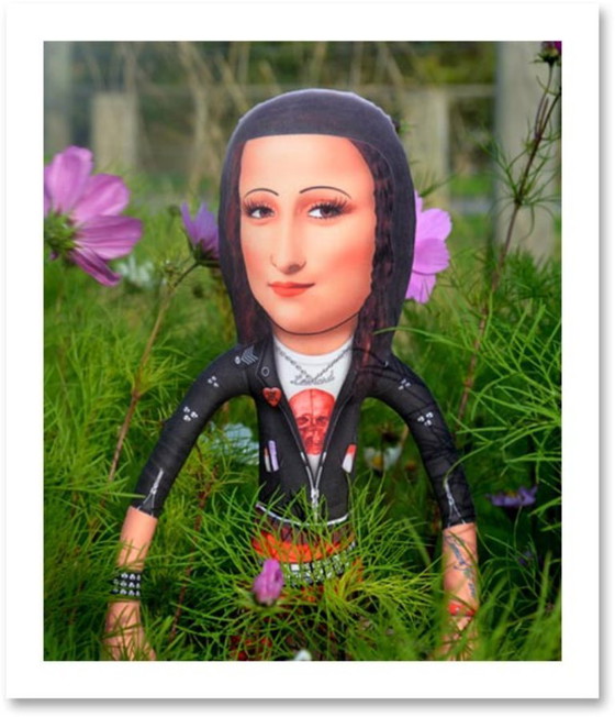 Image 1 of Cadeau met Mona Lisa-steenmotief | Decoratie met rotskunst | Kunstpop als verzamelobject | Stoer cadeau voor kunstliefhebbers