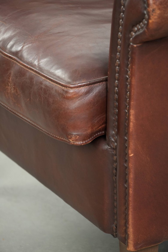 Image 1 of Comfortabele schapenleren fauteuil/ armchair met karakter en een goede dosis elegantie