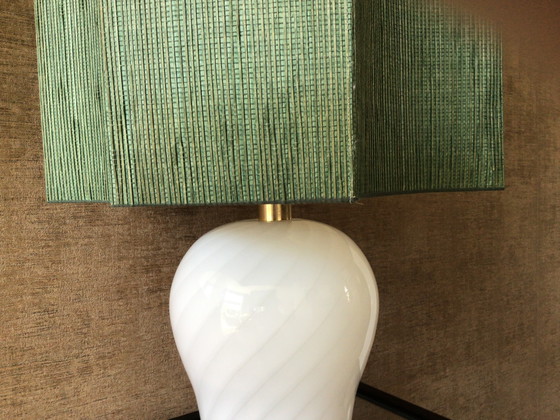 Image 1 of Grande lampe de table italienne en verre de Murano tourbillonnant, style milieu du XXe siècle, H 78 cm