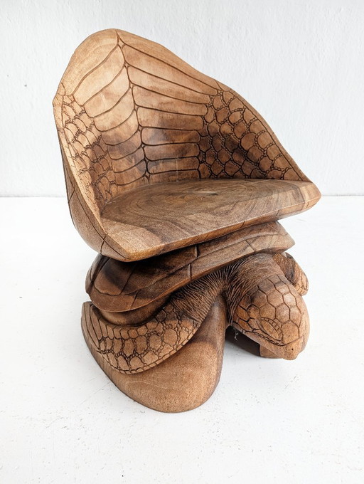 Fauteuil d'appoint tortue artisanal sculpté à la main, années 1970