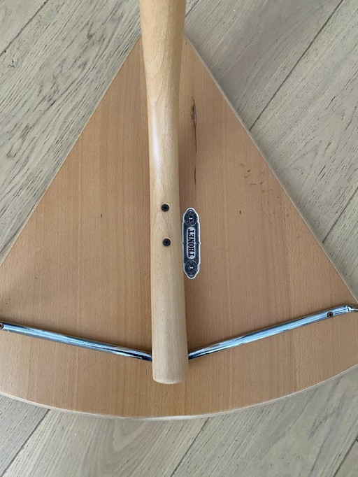 Iconische Thonet design bijzettafel / salontafel