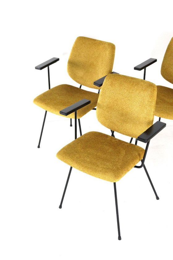 Image 1 of Set van 4 W.H. Gispen voor Kembo stoelen eetkamerstoelen vintage gestoffeerd