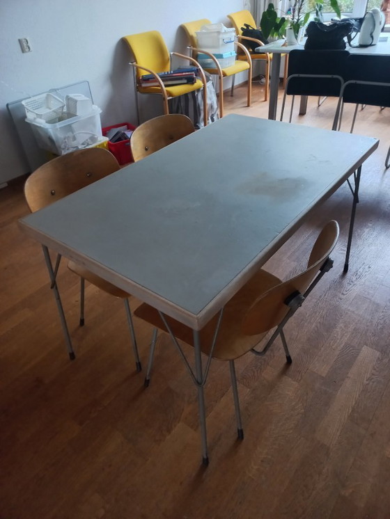 Image 1 of Table de salle à manger et 3 chaises Gispen/Rietveld