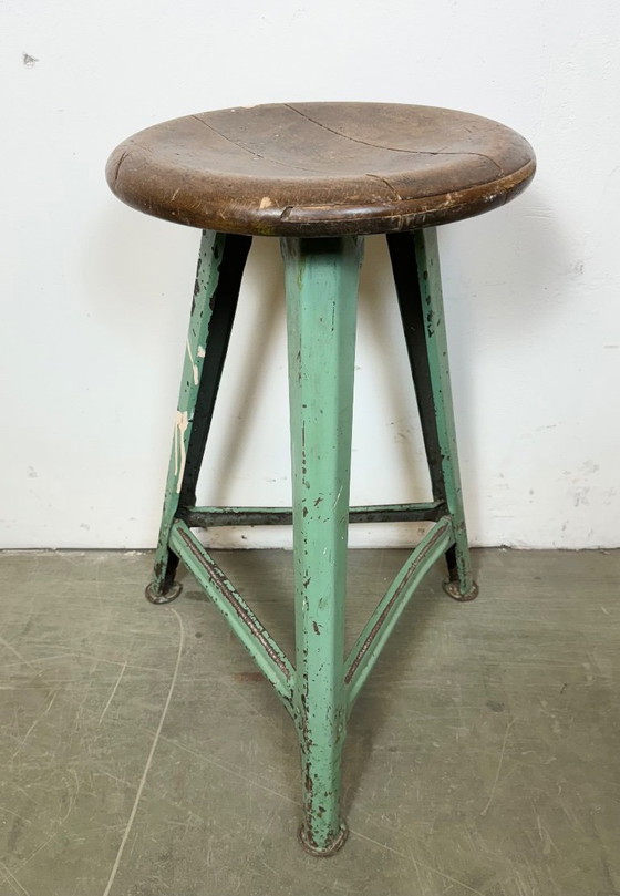 Image 1 of Grüner Werkstatthocker im Industriestil, 1960er Jahre