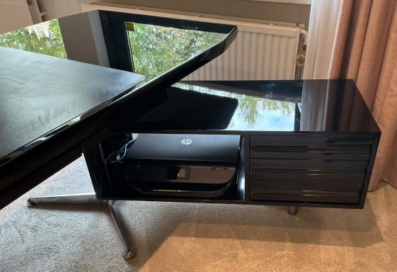 Vintage rare Desk Osvaldo Borsani for Tecno. Circa 1954., Wood, Metal, Black (photo 4 of 7)