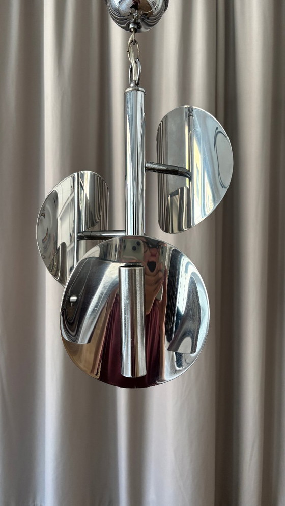 1970s Space Age chrome chandelier – 3 lights – Pendant lamps, Aluminium (photo 11 of 12)