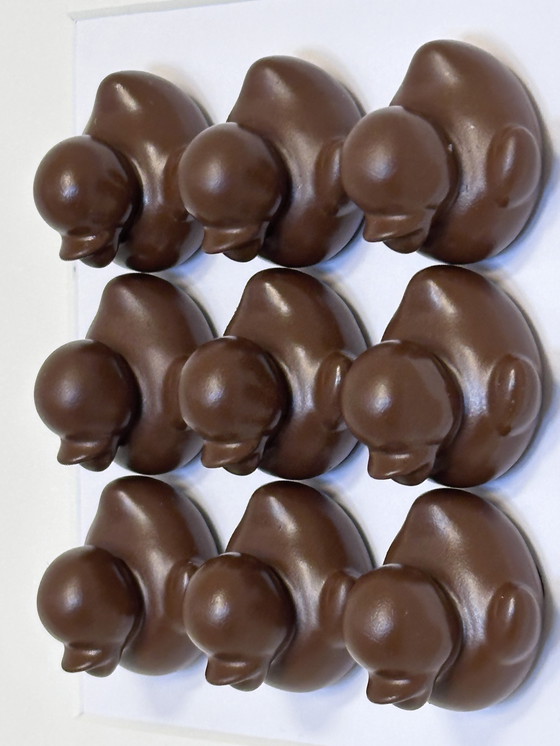 Image 1 of Le chocolat ne pose pas de questions idiotes, le chocolat comprend.