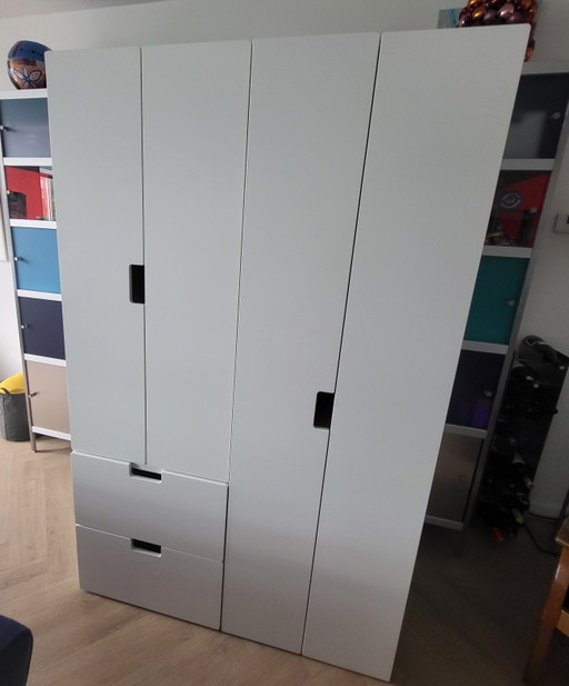 Ikea (Children's) Wardrobes in White with Interior Filling – kledingkasten, Mdf, Plastic