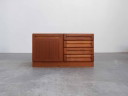 Vintage Dyrlund dressoir/ladekast van teakhout, midden 20e eeuw.