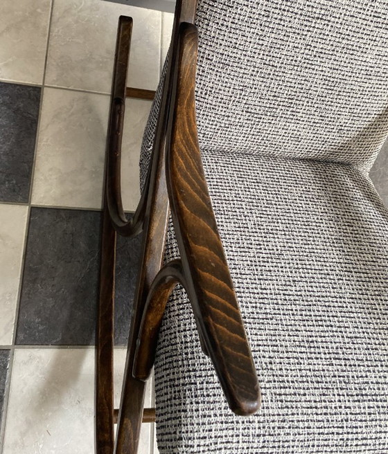 Image 1 of Sedia a dondolo rivestita di TON / thonet, anni '60