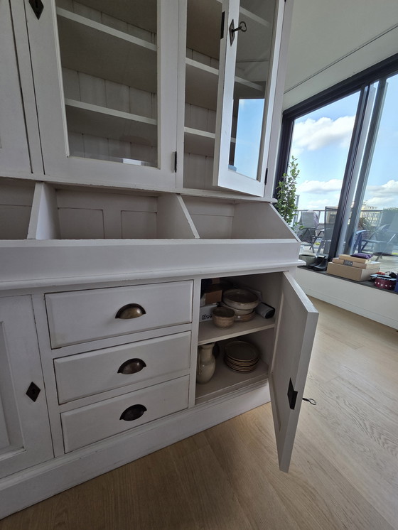 Image 1 of Buffet cabinet cream white.