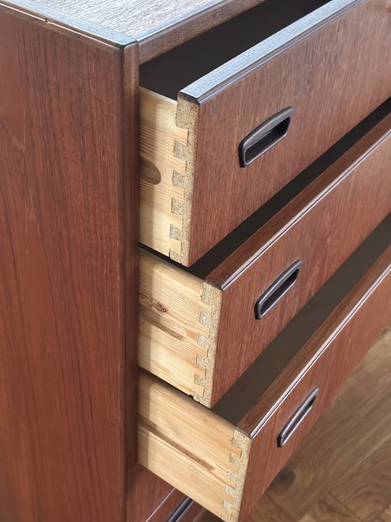 Commode vintage en bois de teck danois, années 50/60/70 – Wood (photo 6 of 15)