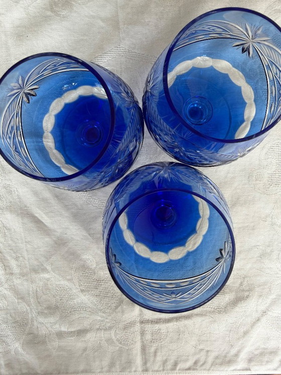 Image 1 of 3 millésimes Römer Kristall Cognacschwenker Bleikristall Blau Handgeschliffen