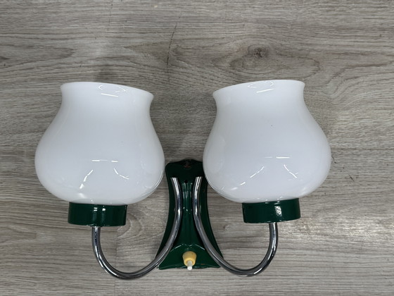 Image 1 of Applique murale vintage avec double abat-jour en verre - pleine de caractère et unique