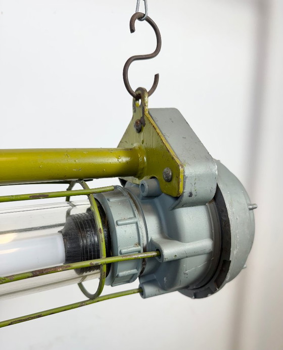 Image 1 of Lampadario industriale sovietico grigio a sospensione, anni '70