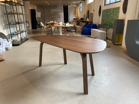 Image 1 of Esstisch aus Walnussholz