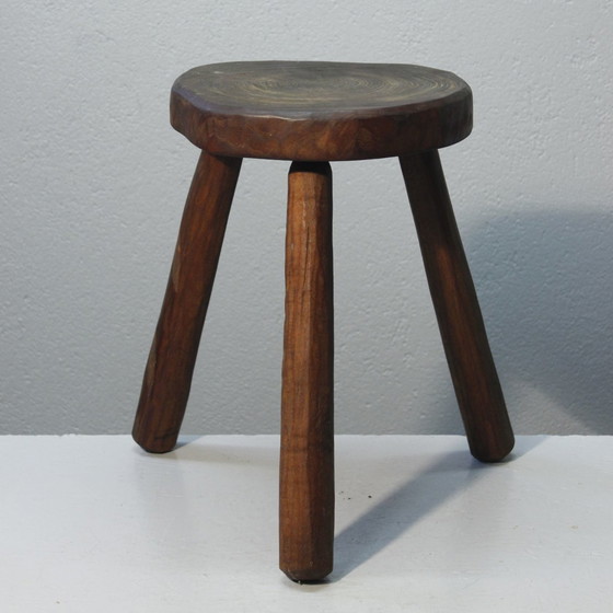 Image 1 of Tabouret Tripode De Ferme Bois Sculpté