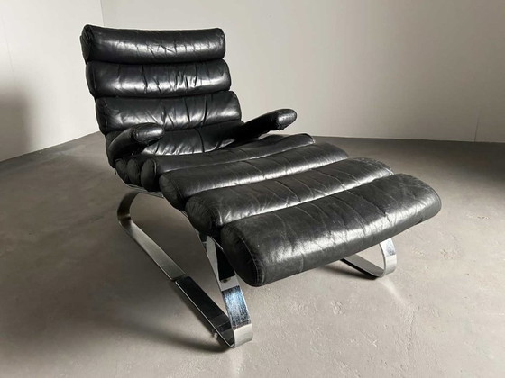 'Sinus' Lounge Chair & Ottoman by Adolf & Schröpfer for Cor, 1973 – Chairs and lounge chairs, Leather, Metal (photo 3 of 10)