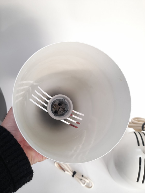 Image 1 of 2 suspensions danoises blanches 80s