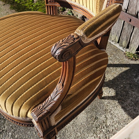 Image 1 of Zwei französische antike Sessel – Massivholz-Loungesessel – Stil Claude Sené – Louis XVI. – Ende des 20. Jahrhunderts