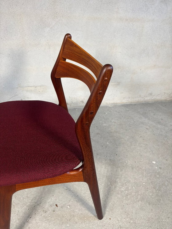 Image 1 of 6x Model 310 eetkamerstoelen door Erik Buch