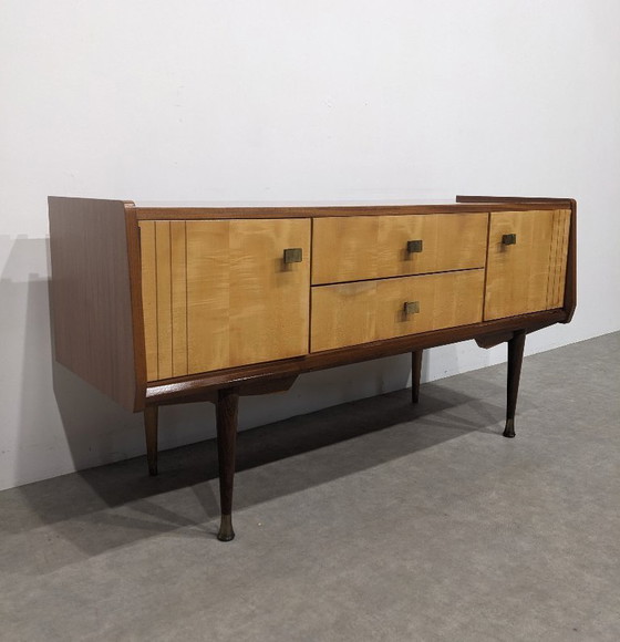 Image 1 of Buffet style années 60