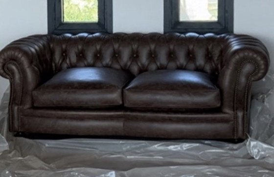 New Leather Chesterfield Sofa – Crearte, 2 seaters (photo 2 of 6)