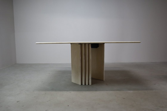 Image 1 of  Esstisch aus Travertin mit skulpturalem Sockel, Italien 1960er Jahre