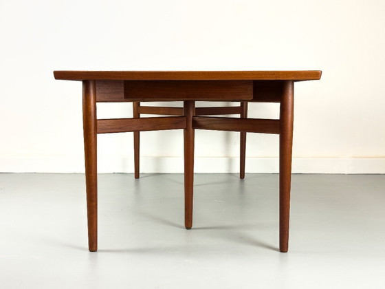 Image 1 of Model 201 Teakhouten eettafel van Arne Vodder voor Sibast, jaren 60