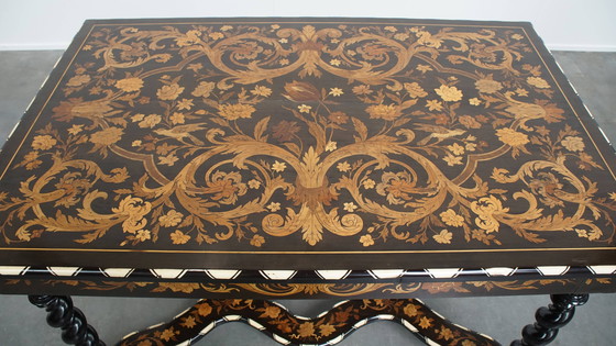 Image 1 of Table ancienne en marqueterie hollandaise du 19ème siècle