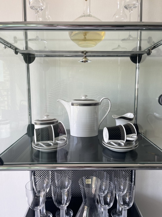 Image 1 of Vitrine design USM Haller