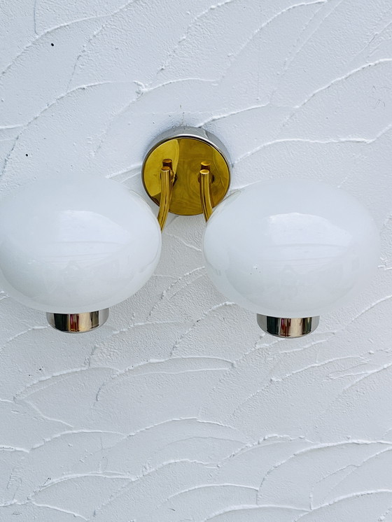 Image 1 of Doppia applique in ottone opalino