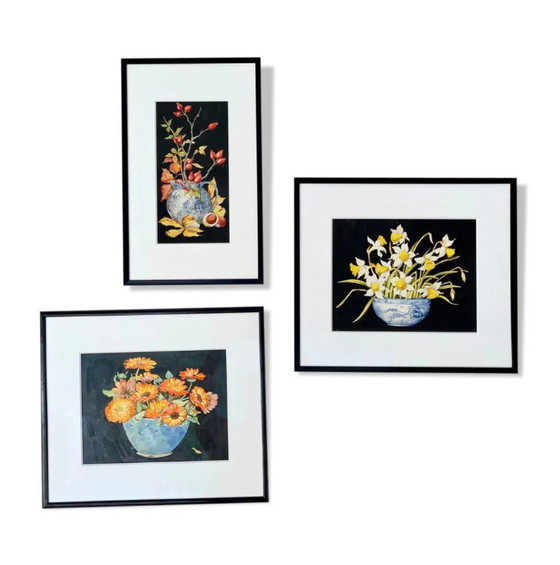 Image 1 of Dipinto di natura morta estiva con calendule e cornice nera