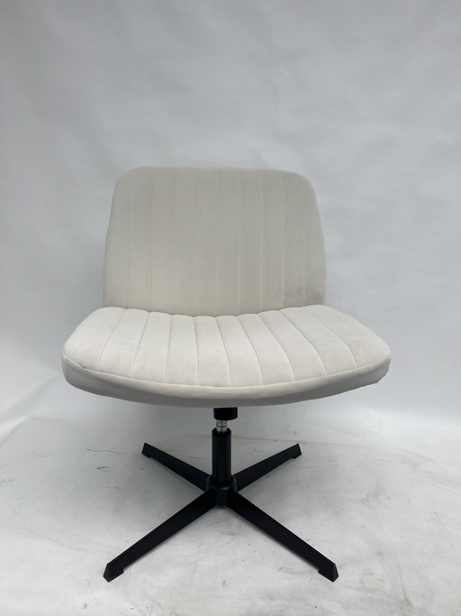 Sedia Buckitbow in velluto bianco