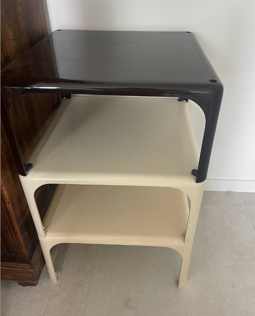3 Demetrio side tables Artemide