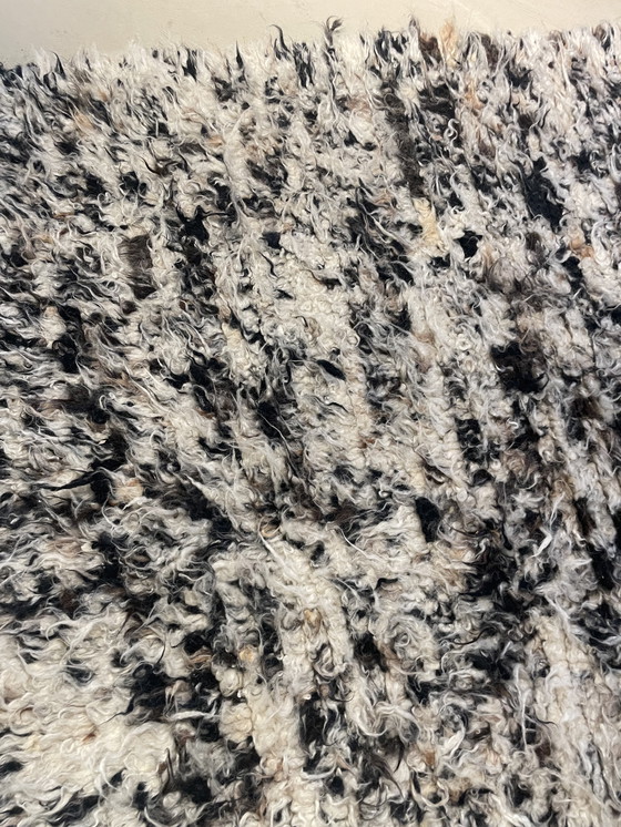 Image 1 of Karpet Turid, Linie Design